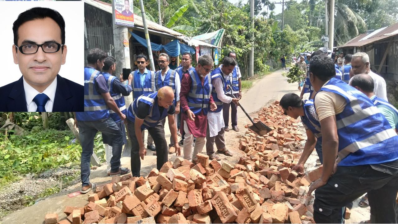 জনদুর্ভোগ লাঘবে গ্রামীণ সড়ক সংস্কারে এগিয়ে এলেন ড. হুমায়ুন কবির