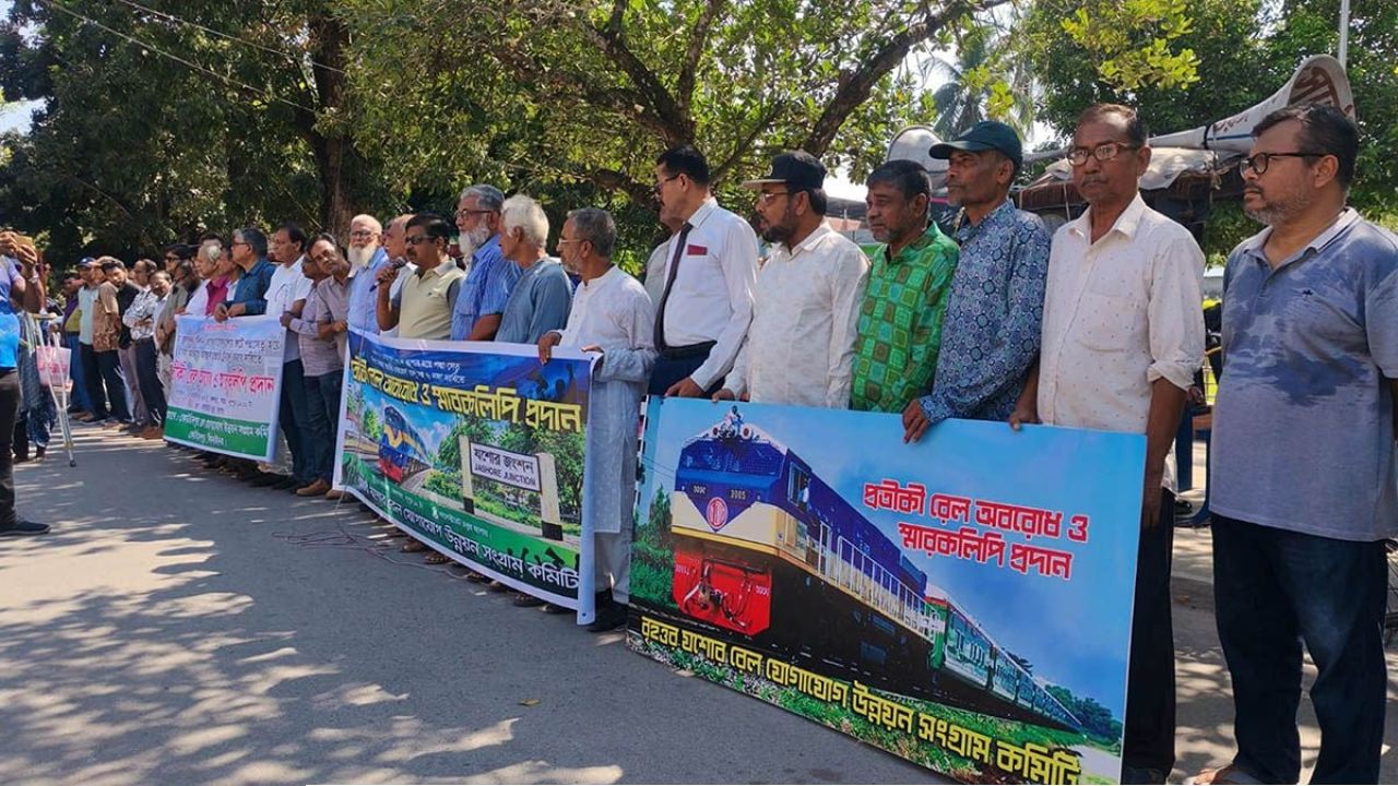 প্রভাতী ট্রেনের অভাবে পদ্মা রেলসেতুর সুবিধাবঞ্চিত যশোর অঞ্চলের মানুষ