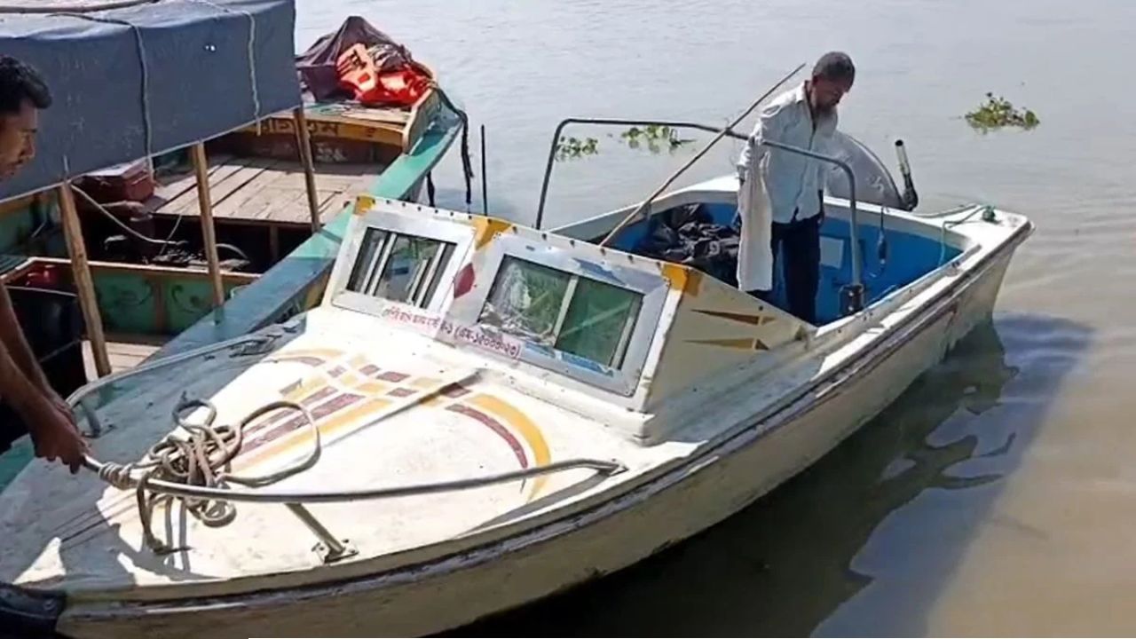 মা ইলিশ রক্ষার অভিযানে হামলা, জেলা মৎস্য কর্মকর্তাসহ আহত ৭